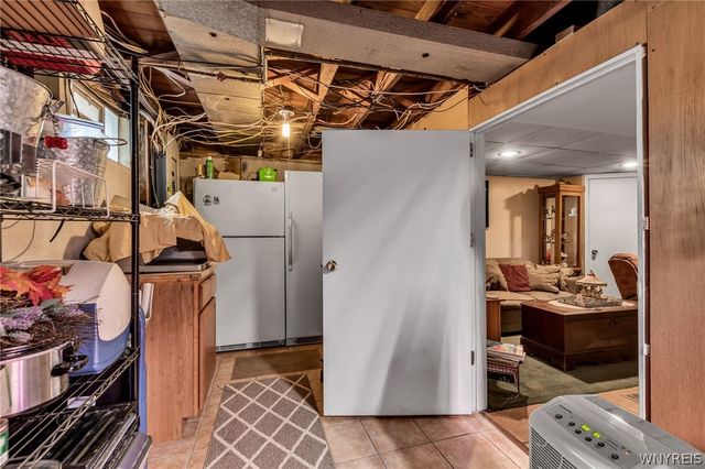 380 Two Mile Creek Road, Tonawanda, NY 14150