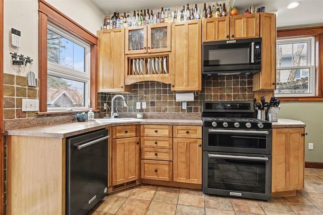 1508 Forres Avenue, Saint Joseph, MI 49085