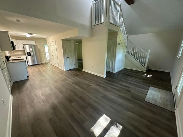 955 Right Angle Road, Winchester, KY 40391