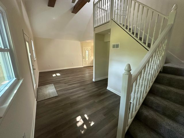 955 Right Angle Road, Winchester, KY 40391