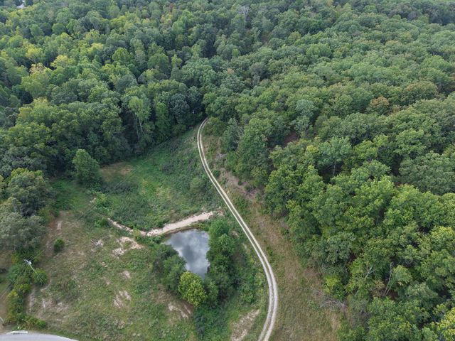 955 Right Angle Road, Winchester, KY 40391