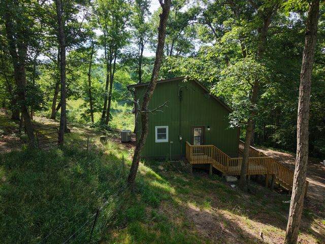 955 Right Angle Road, Winchester, KY 40391