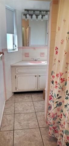 13610 87TH PLACE, Seminole, FL 33776