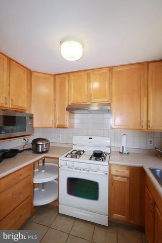 1716 BERGEN ST, Philadelphia, PA 19152