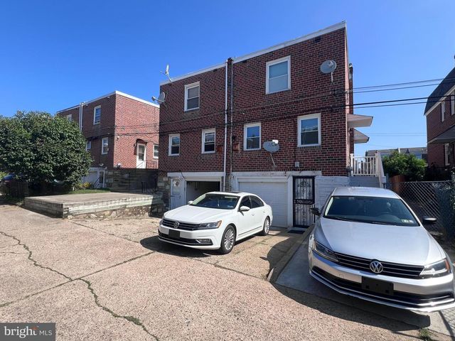 1716 BERGEN ST, Philadelphia, PA 19152