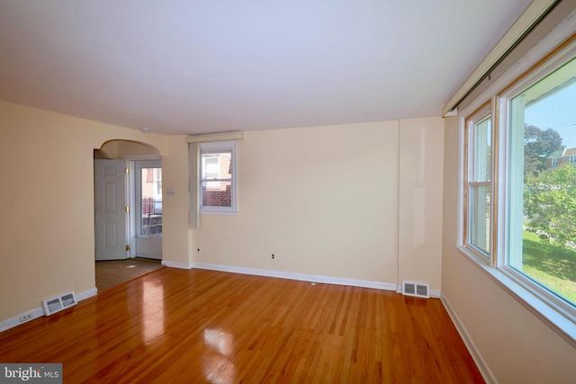 1716 BERGEN ST, Philadelphia, PA 19152