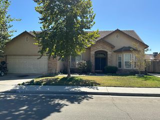 3030 Maple Street, Madera, CA 93637