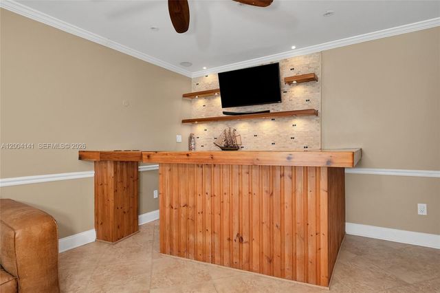 8480 SW 180th St, Palmetto Bay, FL 33157