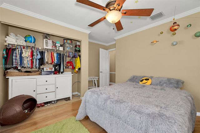 8480 SW 180th St, Palmetto Bay, FL 33157