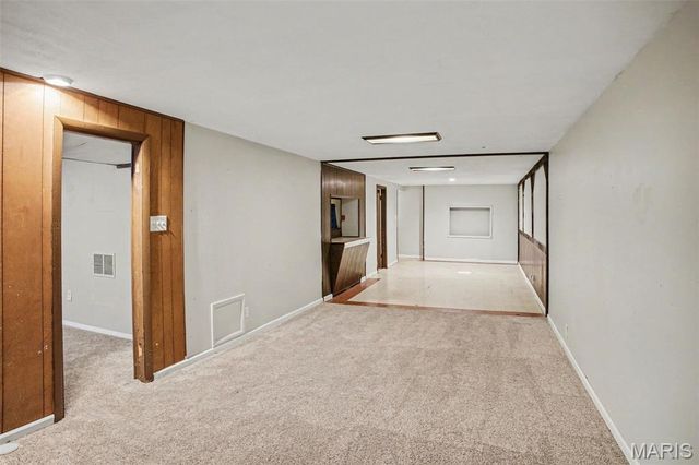 1145 Cheyenne Drive, Florissant, MO 63033