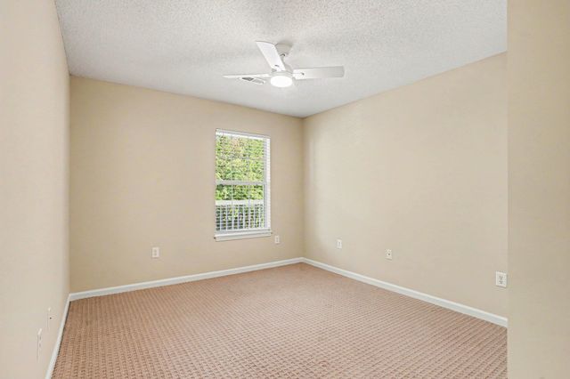 655 Woodmoor Dr Unit 302, Murrells Inlet, SC 29576