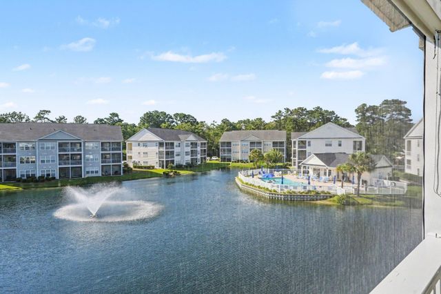 655 Woodmoor Dr Unit 302, Murrells Inlet, SC 29576