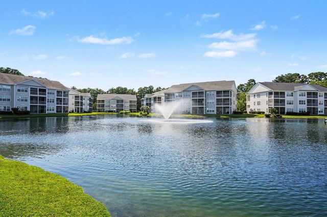 655 Woodmoor Dr Unit 302, Murrells Inlet, SC 29576