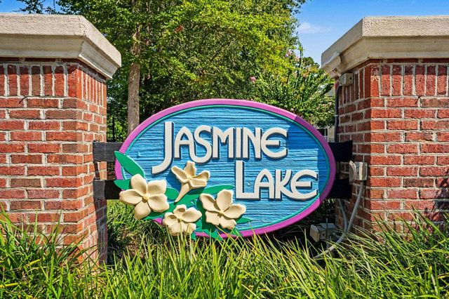 655 Woodmoor Dr Unit 302, Murrells Inlet, SC 29576