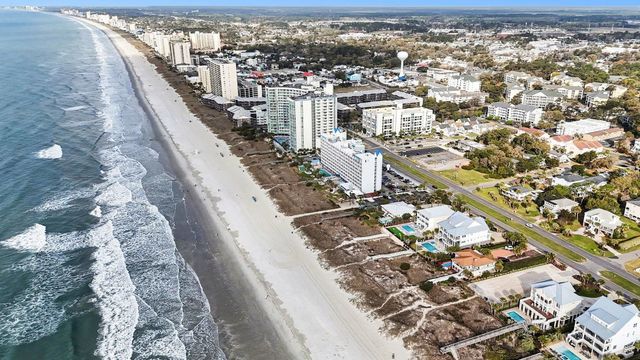 655 Woodmoor Dr Unit 302, Murrells Inlet, SC 29576