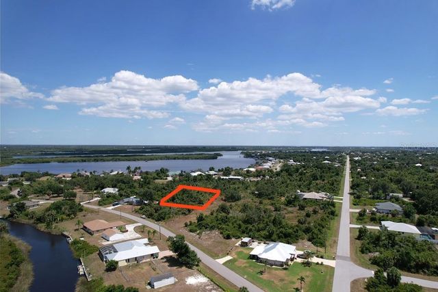 2080 WAVERLY TER STREET, Port Charlotte, FL 33983