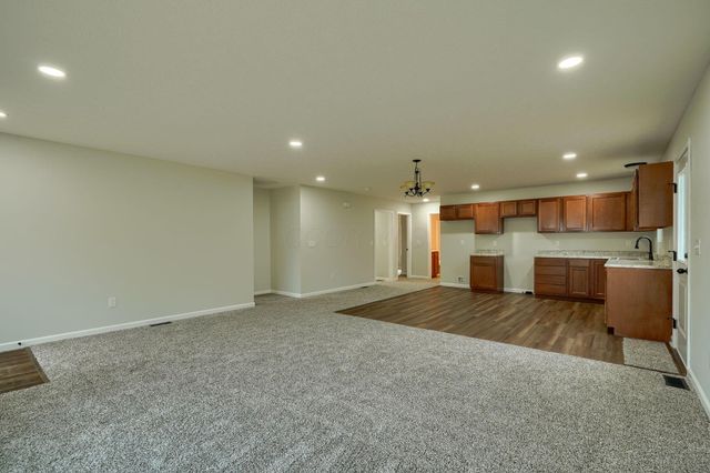 353 Elm Street, New Straitsville, OH 43766