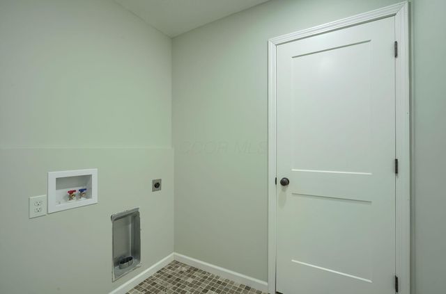 353 Elm Street, New Straitsville, OH 43766