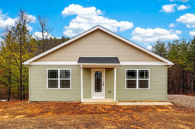 353 Elm Street, New Straitsville, OH 43766