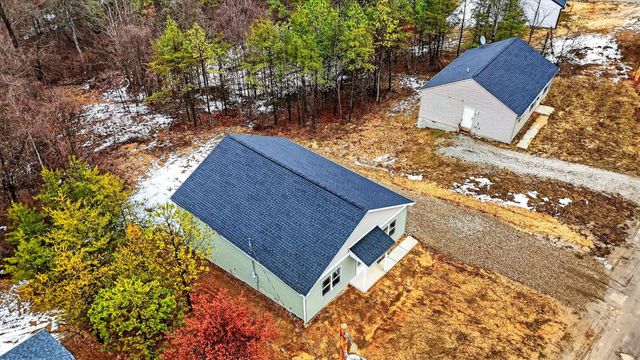 353 Elm Street, New Straitsville, OH 43766