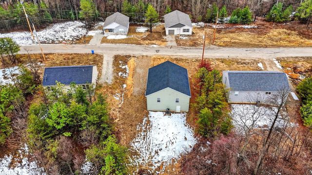 353 Elm Street, New Straitsville, OH 43766