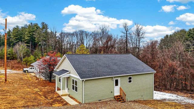 353 Elm Street, New Straitsville, OH 43766