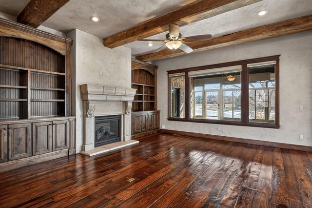 3260 W Rivulet Pass, Springfield, MO 65810