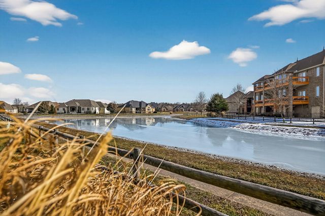 3260 W Rivulet Pass, Springfield, MO 65810