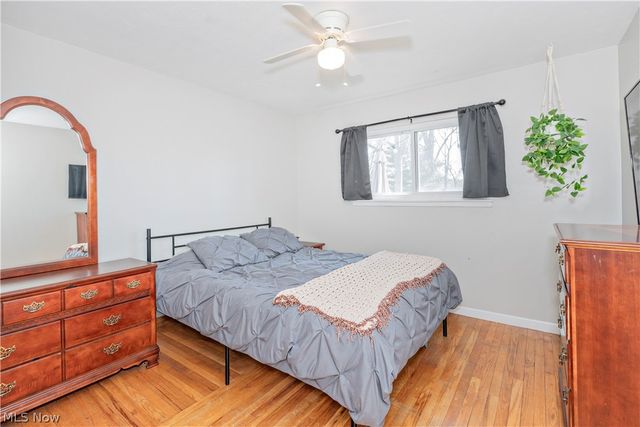 3529 Hunter Drive, North Olmsted, OH 44070