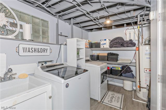 3529 Hunter Drive, North Olmsted, OH 44070