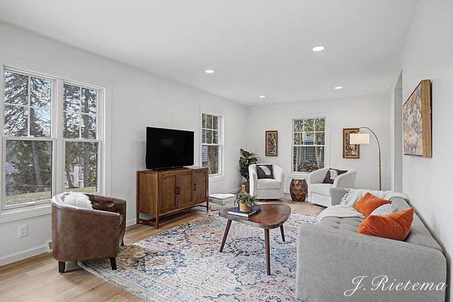 2150 Onekama Drive Se, City Of Grand Rapids, MI 49506