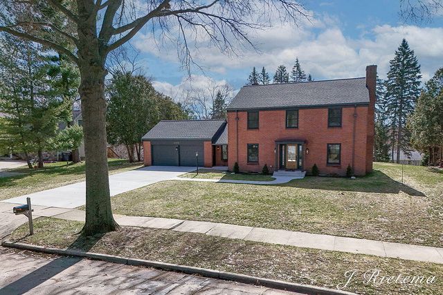 2150 Onekama Drive Se, City Of Grand Rapids, MI 49506