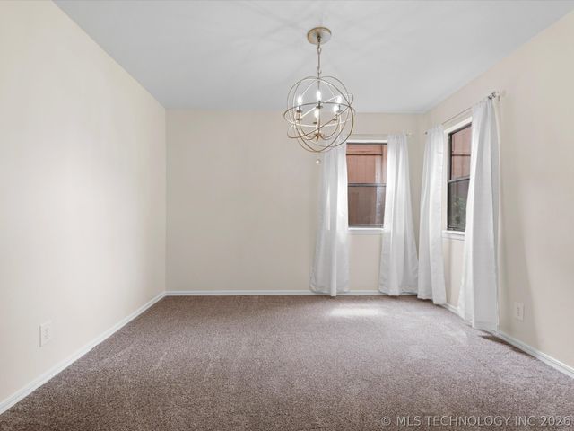 428 S Shawnee Avenue, Bartlesville, OK 74003