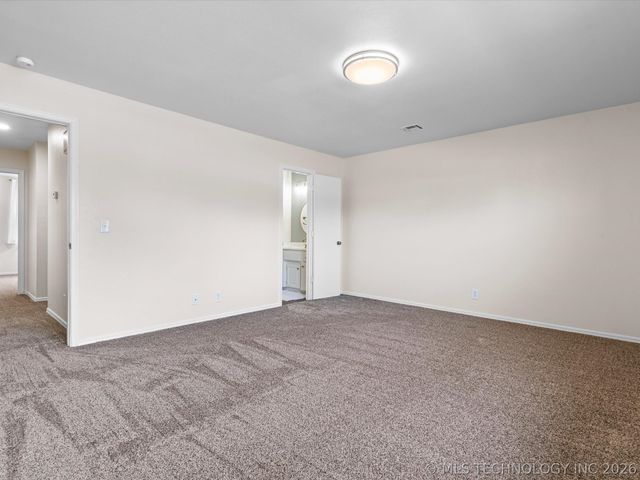 428 S Shawnee Avenue, Bartlesville, OK 74003