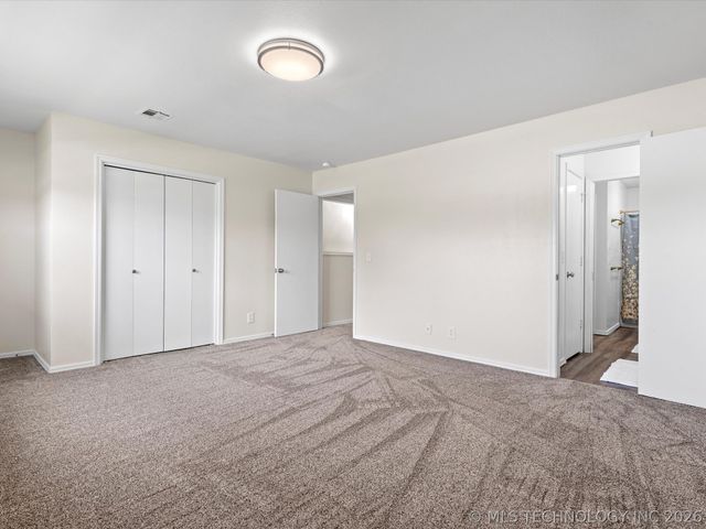 428 S Shawnee Avenue, Bartlesville, OK 74003