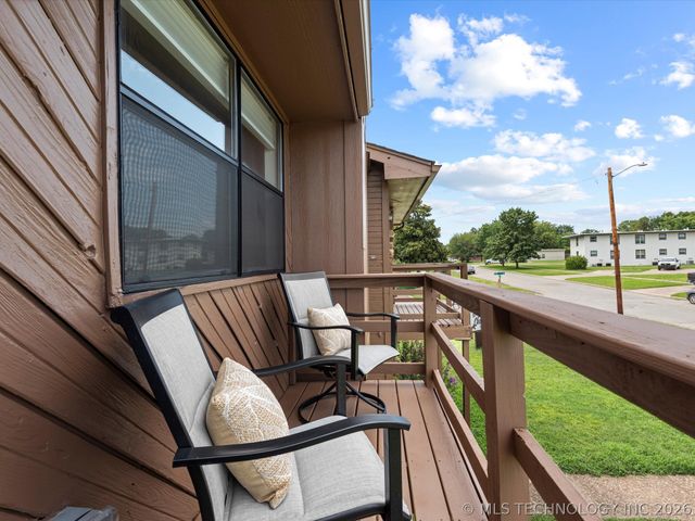 428 S Shawnee Avenue, Bartlesville, OK 74003