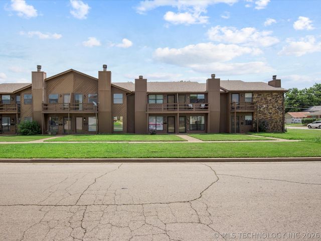 428 S Shawnee Avenue, Bartlesville, OK 74003