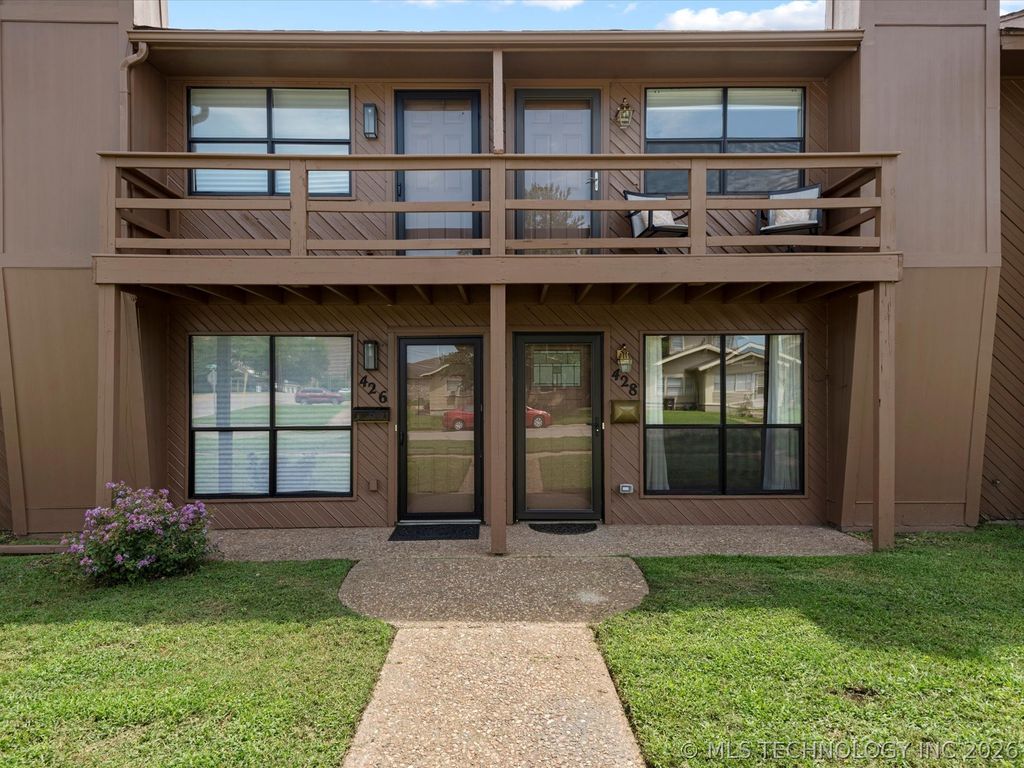 428 S Shawnee Avenue, Bartlesville, OK 74003