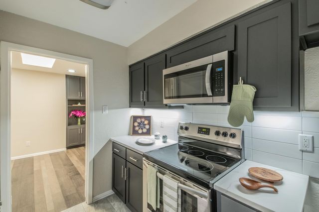 4450 Wind River Lane, Garland, TX 75042