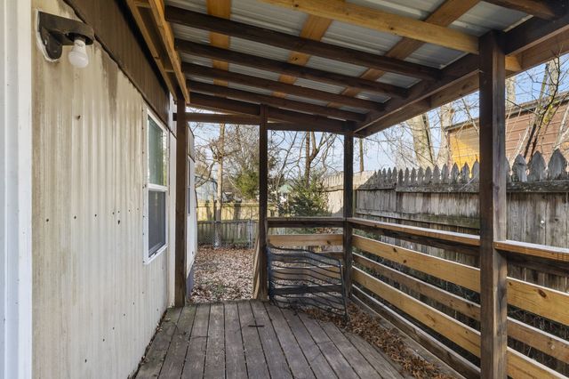 713 Willowview Dr, La Vergne, TN 37086