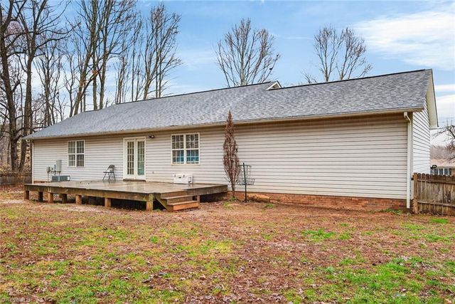 370 Lee Road, Thomasville, NC 27360