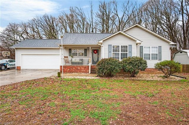 370 Lee Road, Thomasville, NC 27360