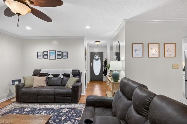 370 Lee Road, Thomasville, NC 27360