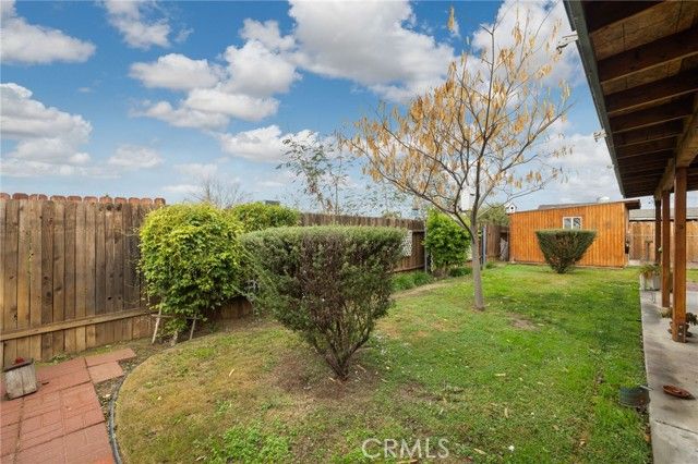 318 Leeta, Bakersfield, CA 93307