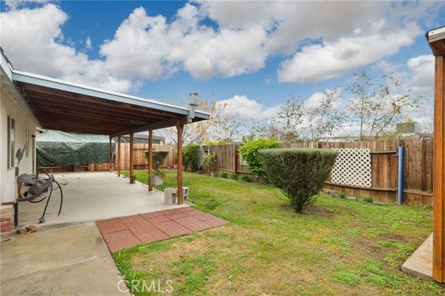 318 Leeta, Bakersfield, CA 93307