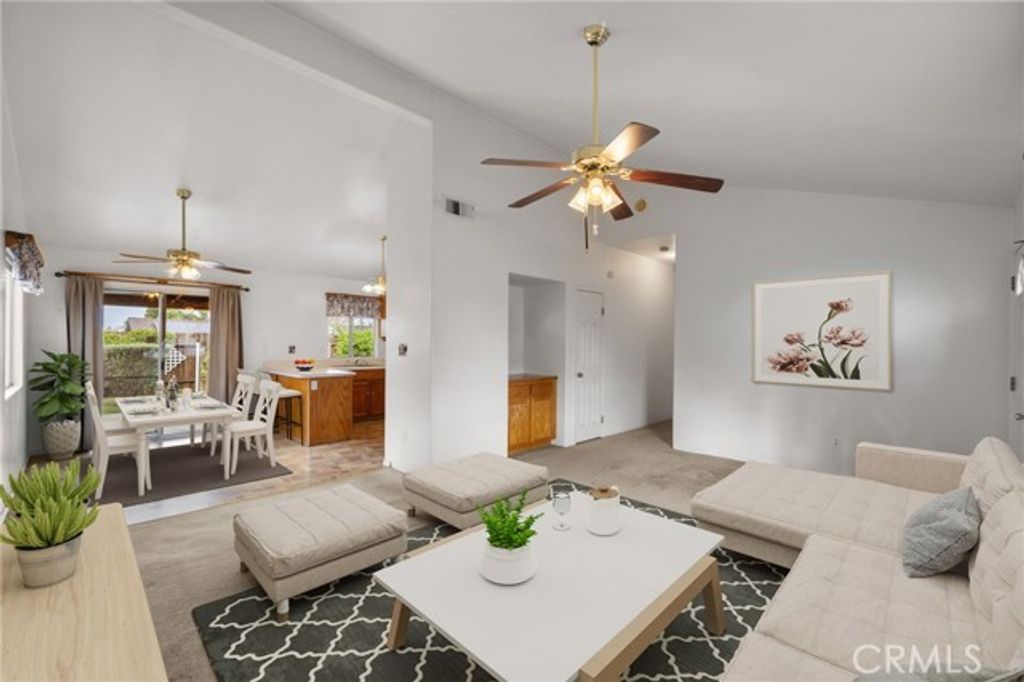 318 Leeta, Bakersfield, CA 93307