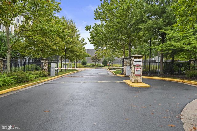 13371-T CONNOR DR #T, Centreville, VA 20120