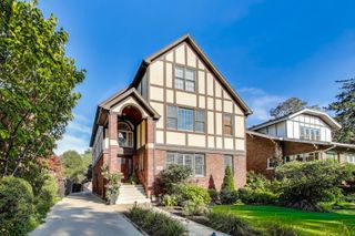 810 N Marion Street, Oak Park, IL 60302