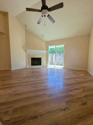 427 Bristol Cove Road, Mary Esther, FL 32569
