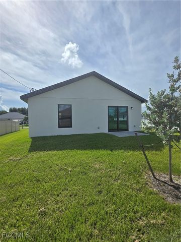2739 NE 5th AVE, Cape Coral, FL 33909